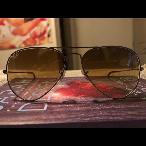 Ray Ban Aviator Sunglasses Brand New!